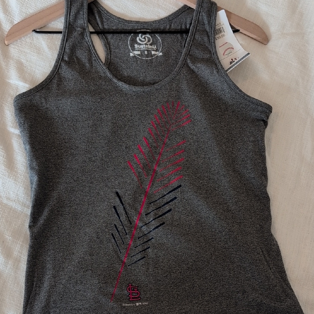 Gray Tank Top with Feather Design